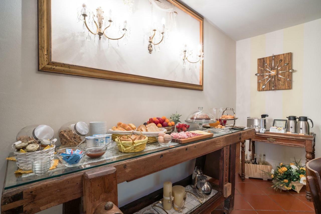 B&B Rosso Baccara Montevettolini Exterior photo