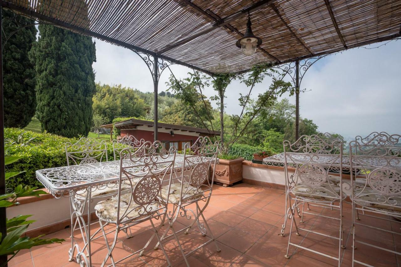 B&B Rosso Baccara Montevettolini Exterior photo