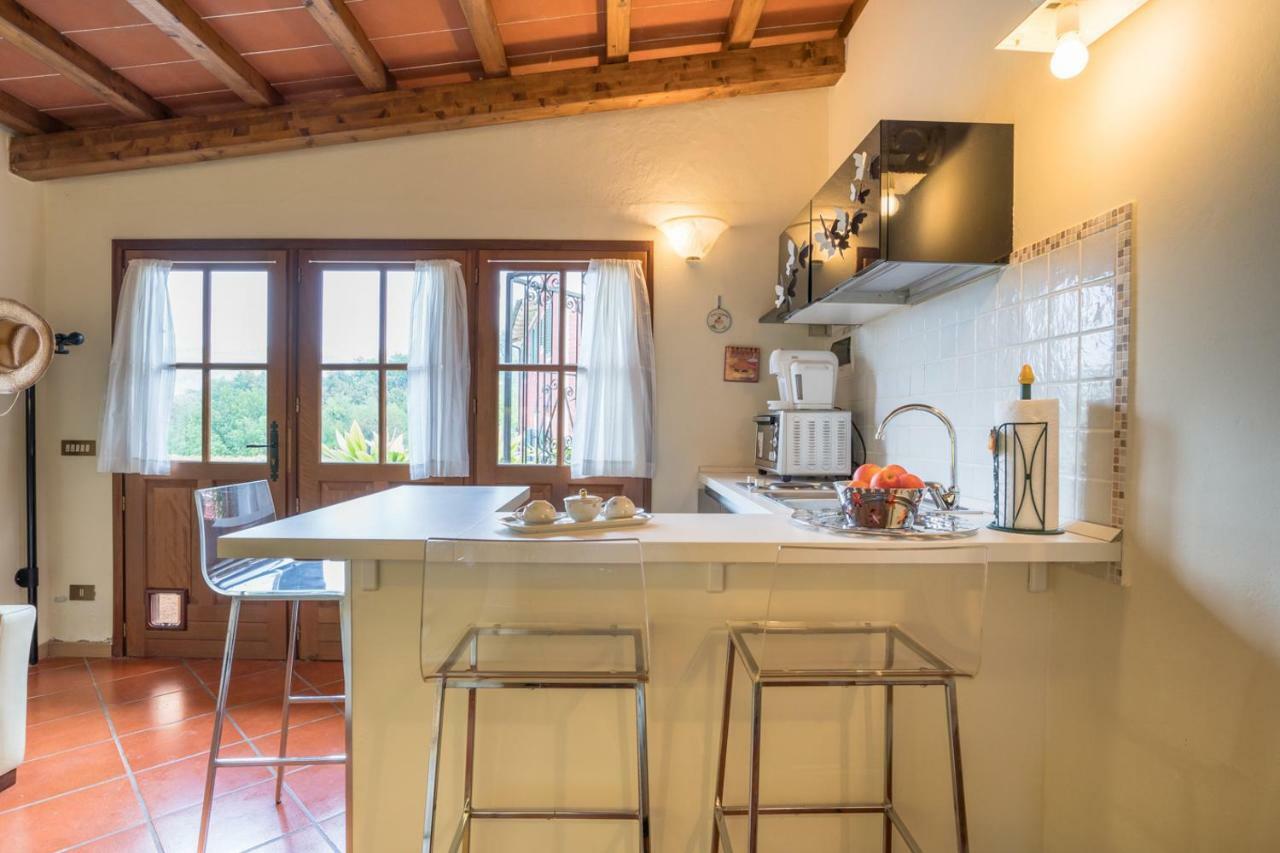 B&B Rosso Baccara Montevettolini Exterior photo